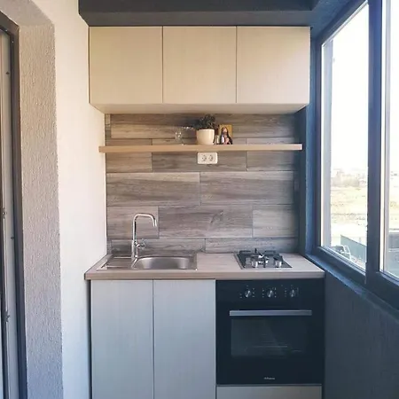 Daisy Apartment *